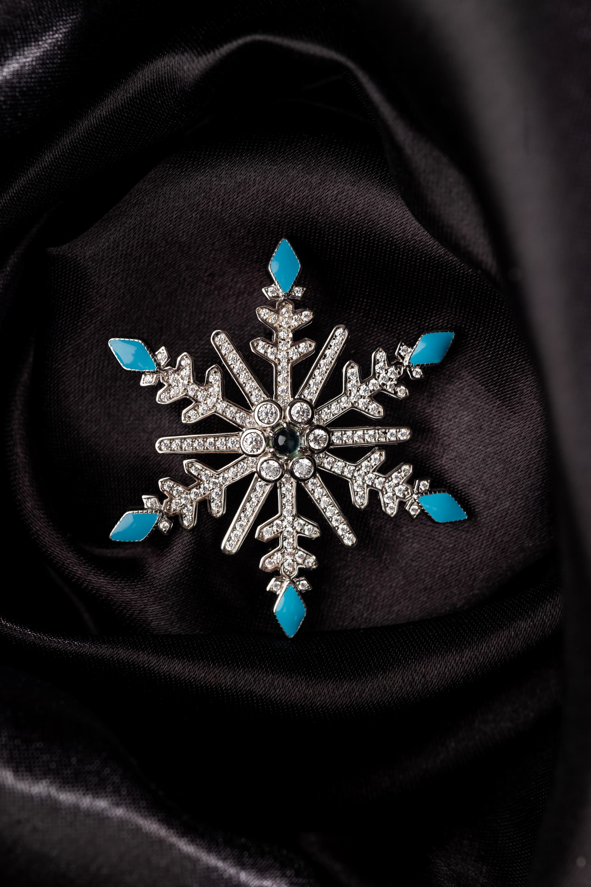 Brooch & Co - Exquisite Silver Brooches & Fine Jewelry | undefined
